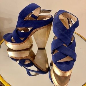 Dolce Vita Suede platform pumps